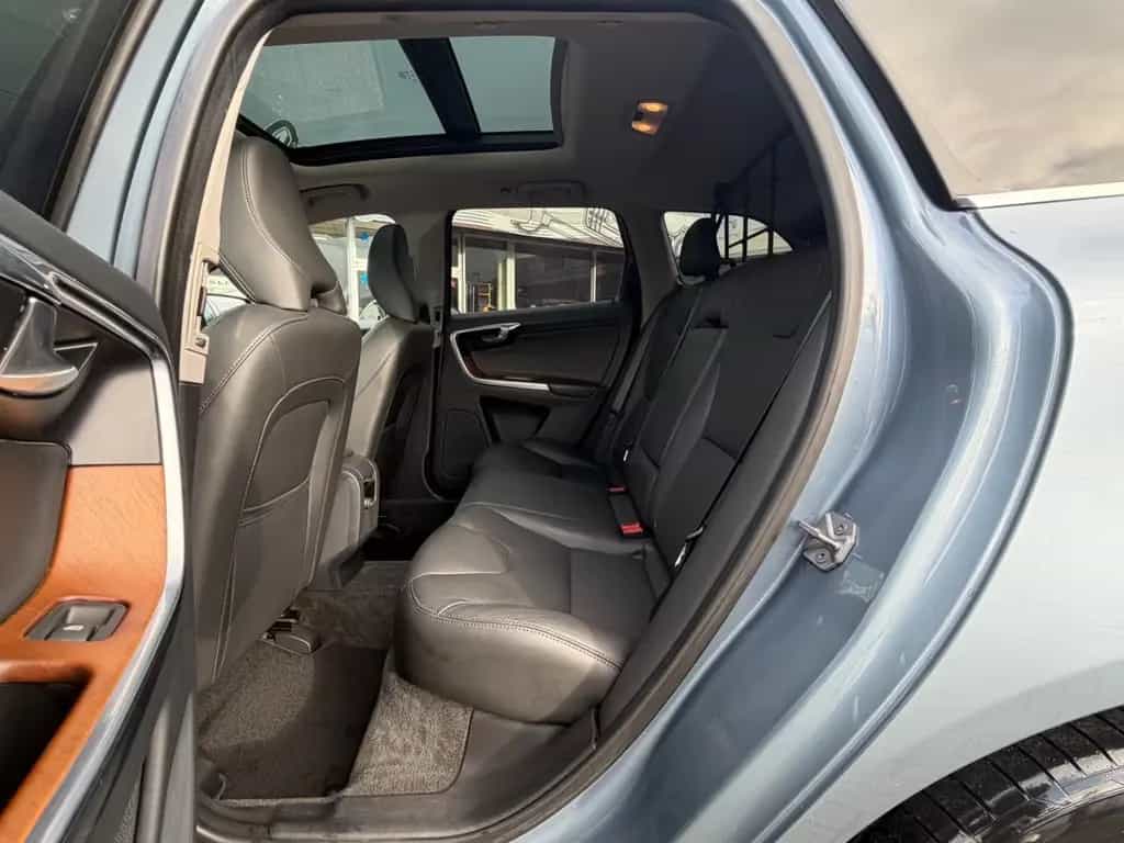 Volvo XC60 T6 Summum /Auto./Leder/Navi/Panorama 11/2016-photo-25