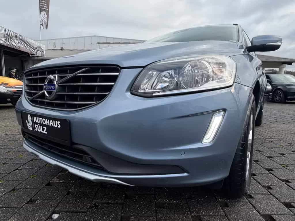 Volvo XC60 T6 Summum /Auto./Leder/Navi/Panorama 11/2016-photo-3