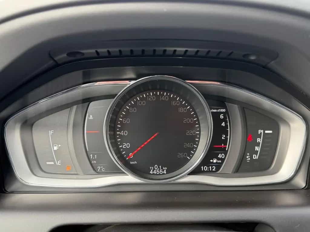 Volvo XC60 T6 Summum /Auto./Leder/Navi/Panorama 11/2016-photo-33