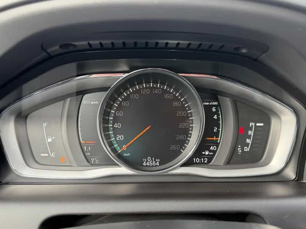 Volvo XC60 T6 Summum /Auto./Leder/Navi/Panorama 11/2016-photo-35