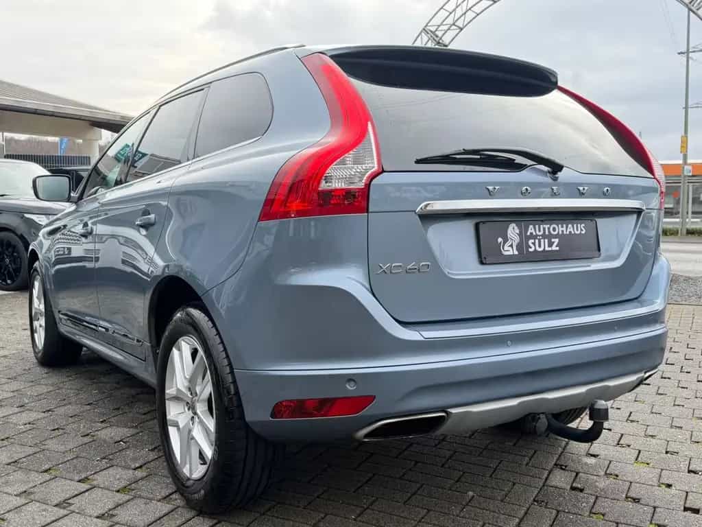 Volvo XC60 T6 Summum /Auto./Leder/Navi/Panorama 11/2016-photo-4