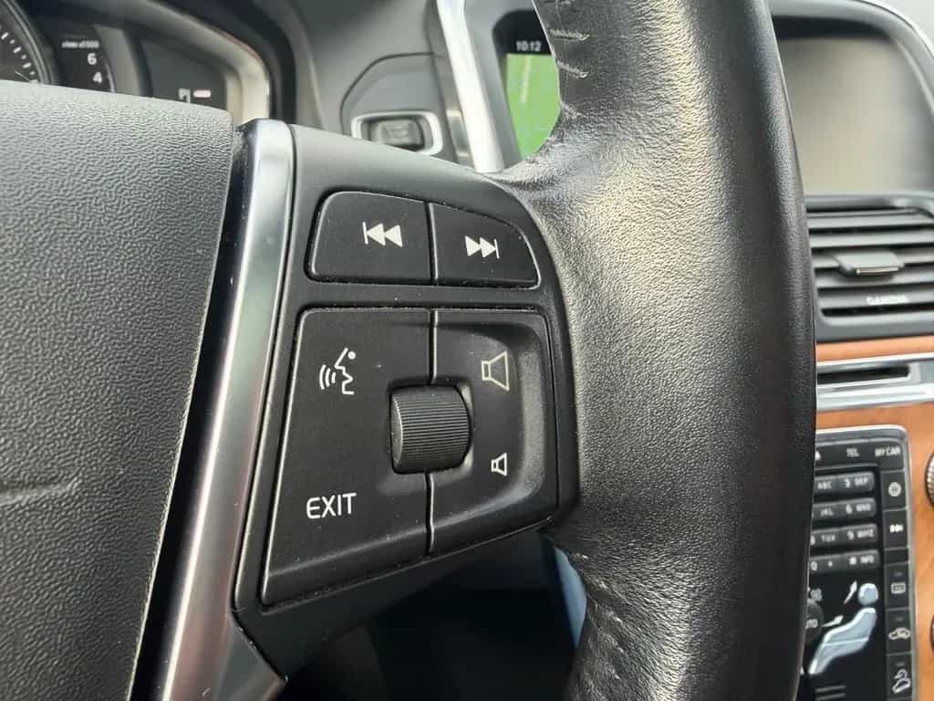 Volvo XC60 T6 Summum /Auto./Leder/Navi/Panorama 11/2016-photo-43