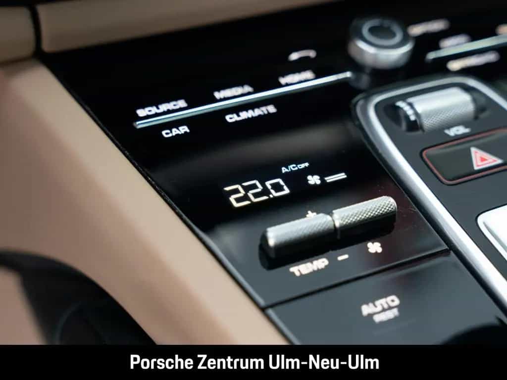 Porsche Cayenne S Coupe HA-Lenkung InnoDrive Head-Up LED 10/2019-photo-28