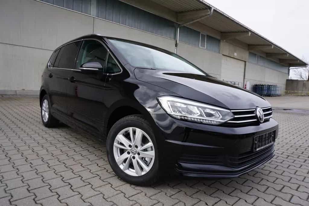 Volkswagen Touran 1.5TSI DSG Navi AHK ACC Kamera 1.Hd* 10/2021-photo-0