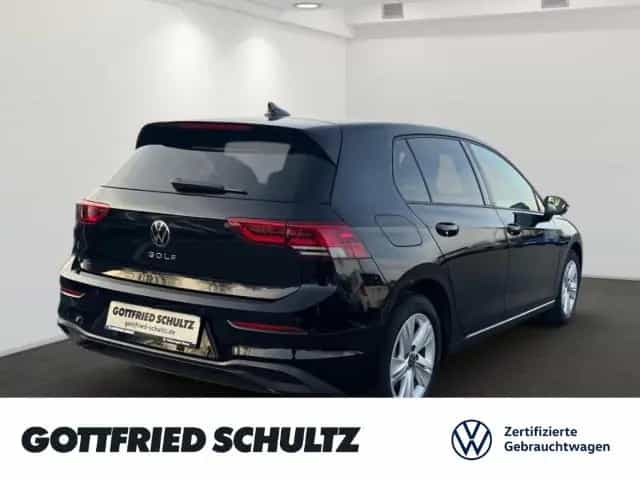 Volkswagen Golf VIII LIFE TSI NAVI SITZHEIZUNG EINPARKHILFE 02/2023-photo-3