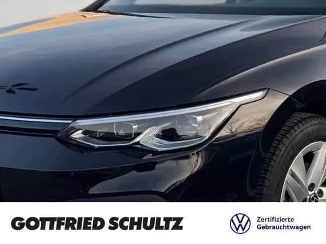 Volkswagen Golf VIII LIFE TSI NAVI SITZHEIZUNG EINPARKHILFE 02/2023-photo-4