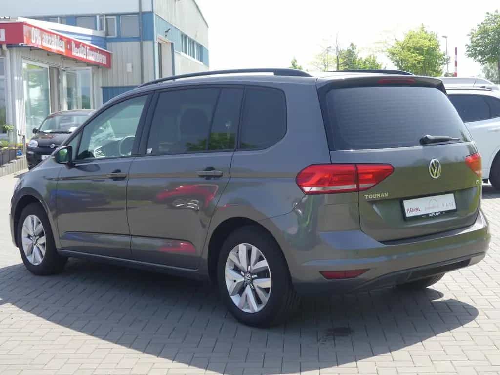 Volkswagen Touran 1.2 TSI Sitzheizung PDC 02/2016-photo-2