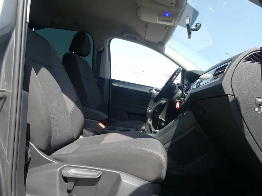 Volkswagen Touran 1.2 TSI Sitzheizung PDC 02/2016-photo-21