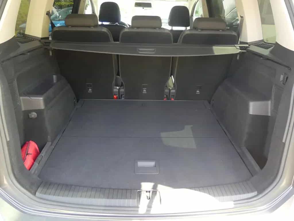 Volkswagen Touran 1.2 TSI Sitzheizung PDC 02/2016-photo-23