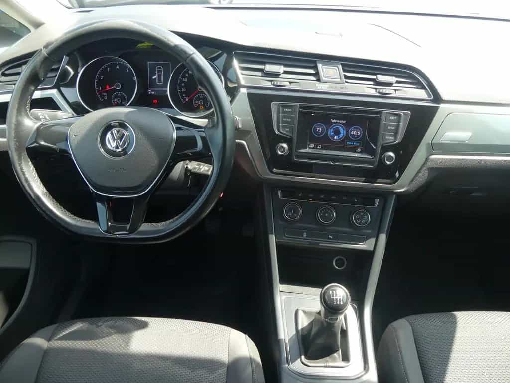 Volkswagen Touran 1.2 TSI Sitzheizung PDC 02/2016-photo-8