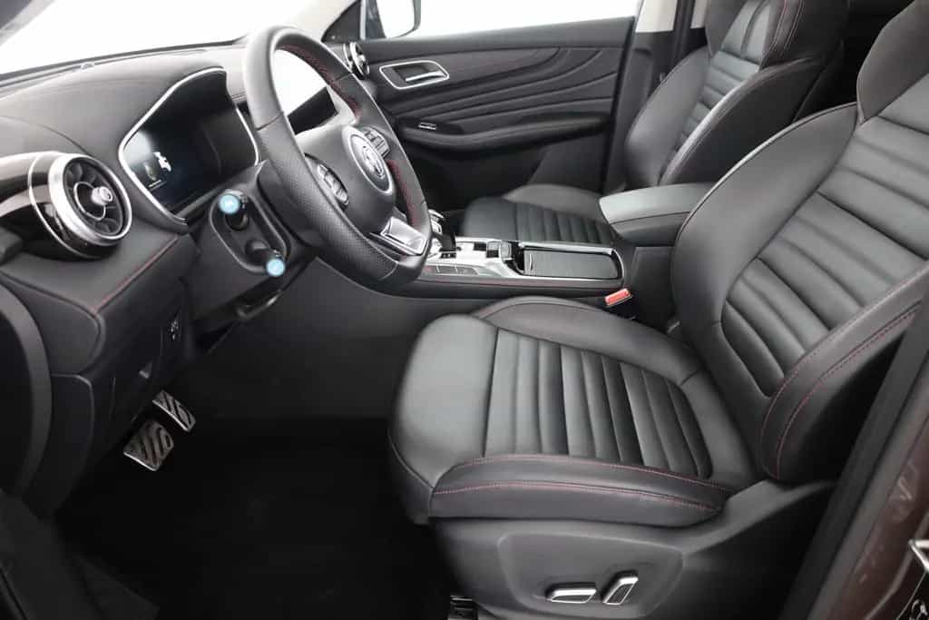 MG HS 1.5 T-GDI Luxury Aut. LED ACC Pano Navi 05/2024-photo-23