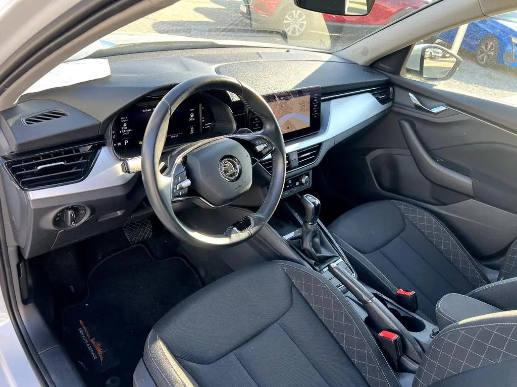 Skoda Kamiq 1.0 TSI DSG Ambition LED Navi Kamera Sitzh 03/2022-photo-9