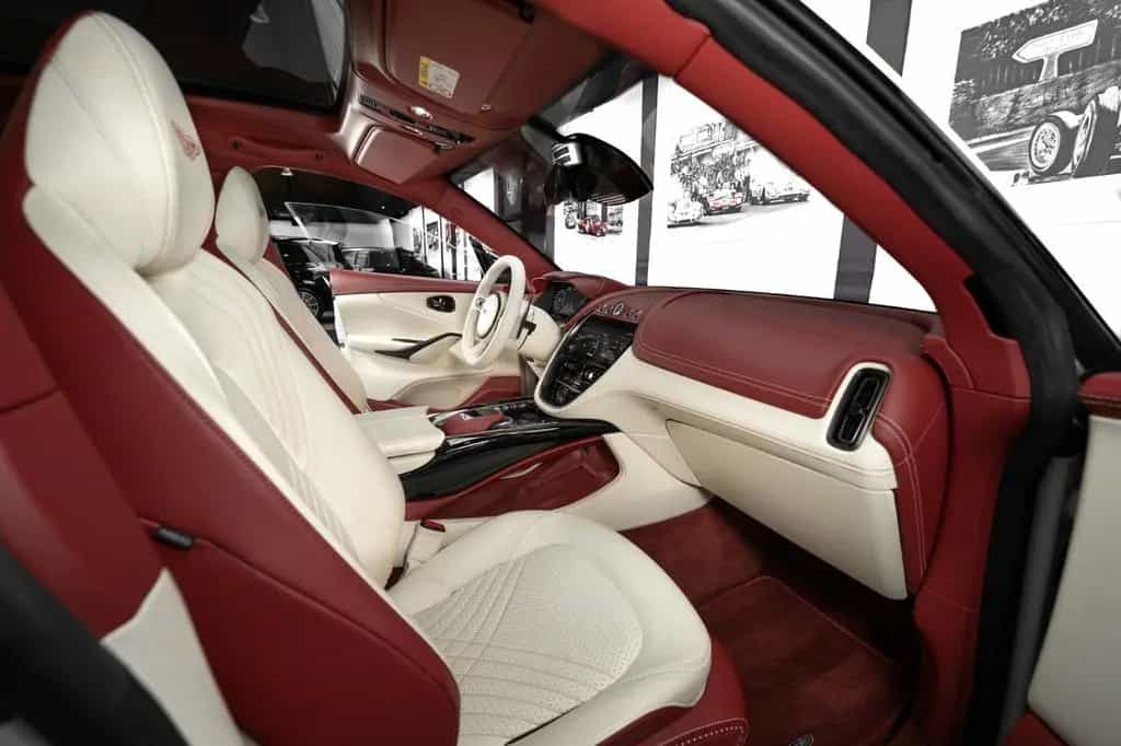 Aston Martin DBX 4.0 V8 #Exclusive Farbkombi #deutsches Fzg. 06/2021-photo-0
