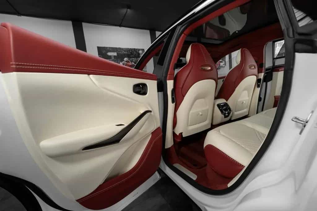 Aston Martin DBX 4.0 V8 #Exclusive Farbkombi #deutsches Fzg. 06/2021-photo-20