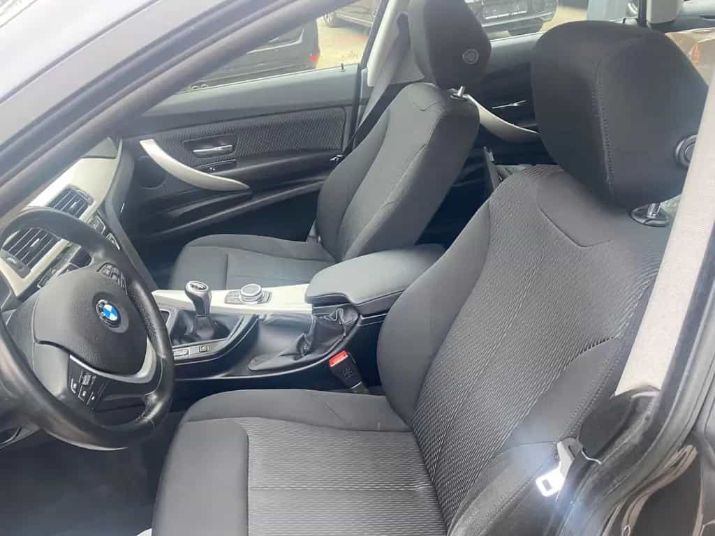 BMW 320 3 Gran Turismo 320 d Advantage 11/2019-photo-19