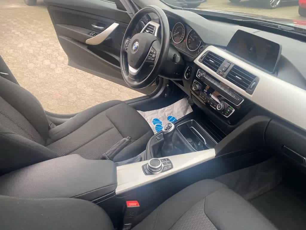 BMW 320 3 Gran Turismo 320 d Advantage 11/2019-photo-22