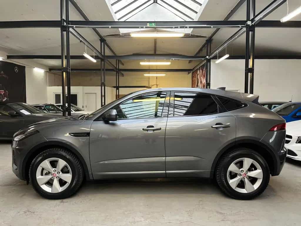 Jaguar E-Pace R-Dynamic *1.HD*BLACK PACK*JAGUAR SERV.* 07/2020-photo-2