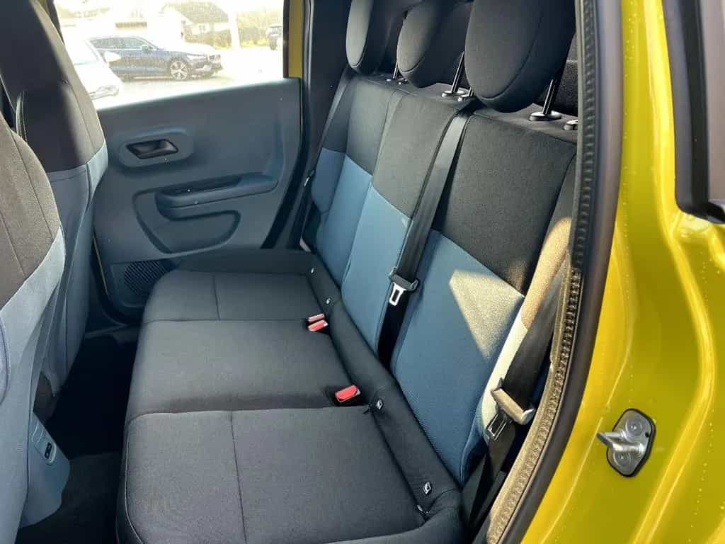 Fiat Grande Panda 1.2 eDCT Business Edition Icon LED 06/2026-photo-12