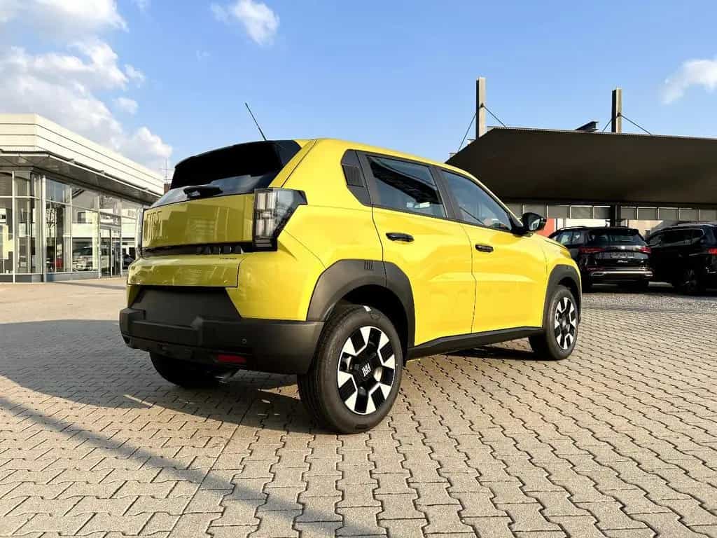 Fiat Grande Panda 1.2 eDCT Business Edition Icon LED 06/2026-photo-3
