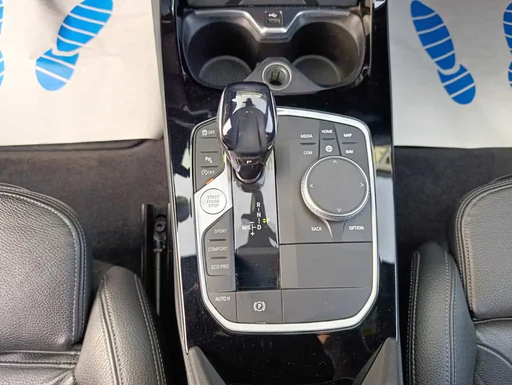 BMW M135 i xDrive Performance M Head-Up LED Navi 03/2020-photo-23