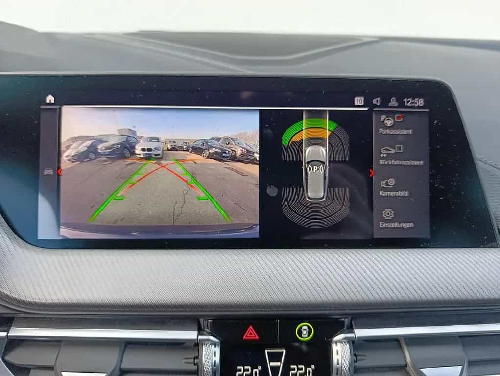 BMW M135 i xDrive Performance M Head-Up LED Navi 03/2020-photo-28