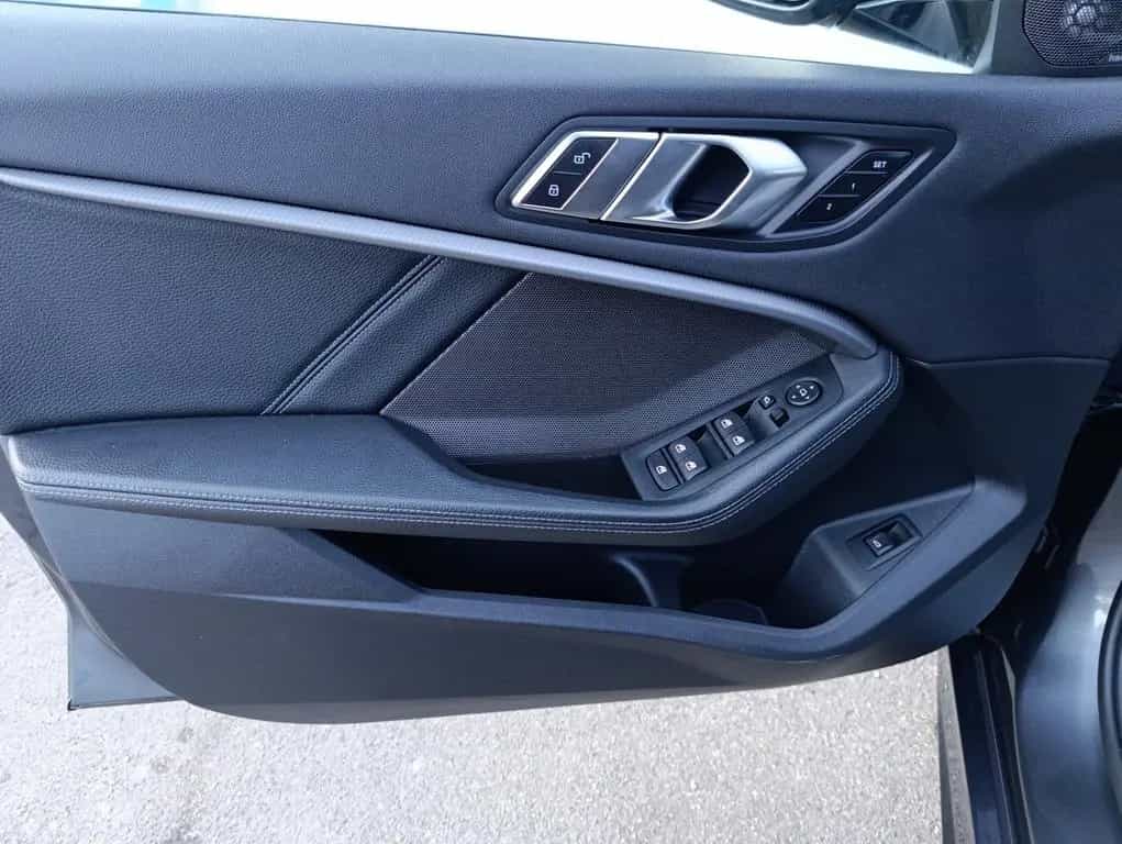 BMW M135 i xDrive Performance M Head-Up LED Navi 03/2020-photo-34