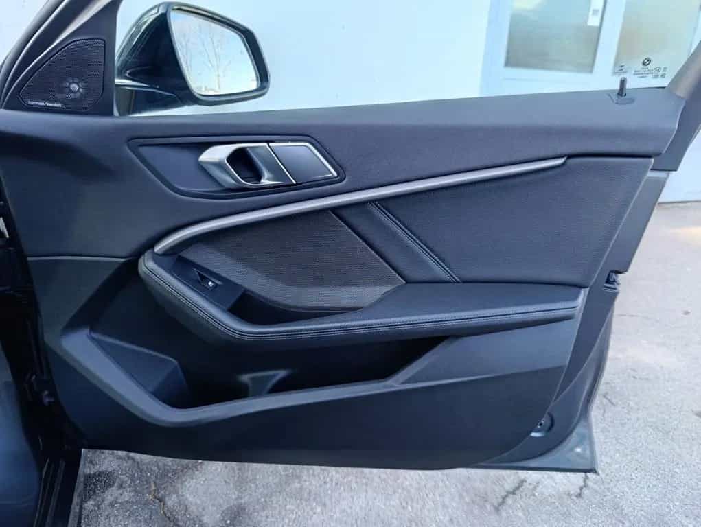 BMW M135 i xDrive Performance M Head-Up LED Navi 03/2020-photo-35