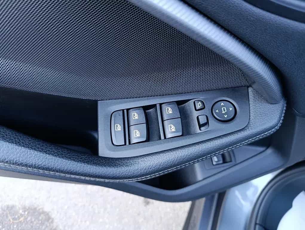 BMW M135 i xDrive Performance M Head-Up LED Navi 03/2020-photo-36
