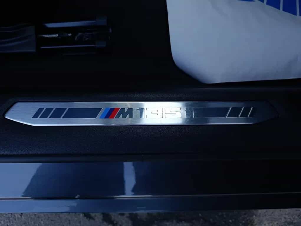 BMW M135 i xDrive Performance M Head-Up LED Navi 03/2020-photo-39