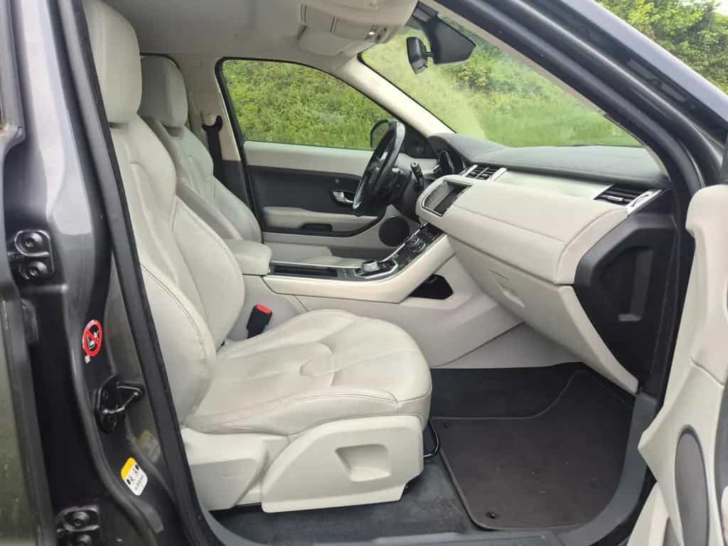 Land Rover Range Rover Rover Evoque Pure Technik 06/2015-photo-14