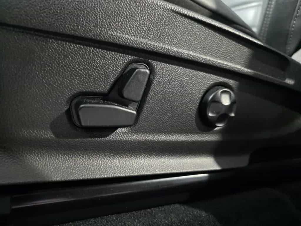 Alfa Romeo Stelvio SuperQ4*PANO/SCHIEBE*SHZ*LHZ*AHK*NAVI* 09/2017-photo-17