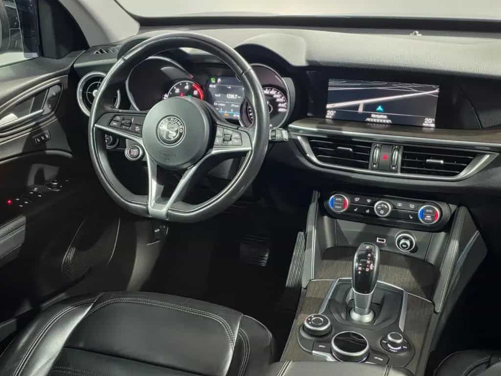 Alfa Romeo Stelvio SuperQ4*PANO/SCHIEBE*SHZ*LHZ*AHK*NAVI* 09/2017-photo-20
