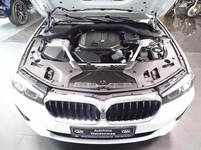BMW 5 Series 520d LED Leder PDC Cam LiveCock.DAB SHZ 1 Hand 03/2023-photo-26