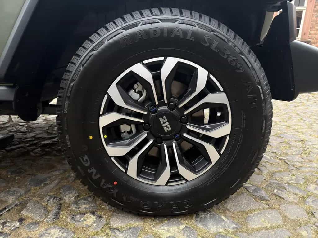 BAW 212 4x4 Diesel Automatik *VOLL*ALLE FARBEN* null-photo-20