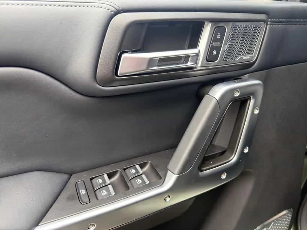 BAW 212 4x4 Diesel Automatik *VOLL*ALLE FARBEN* null-photo-9