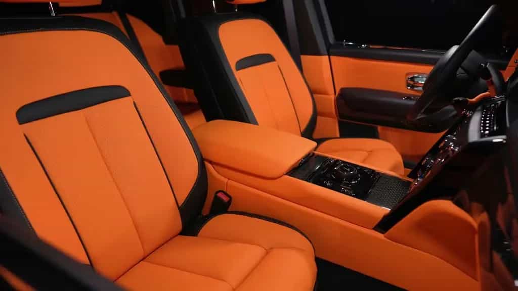 Rolls-Royce Cullinan Black Badge null-photo-11