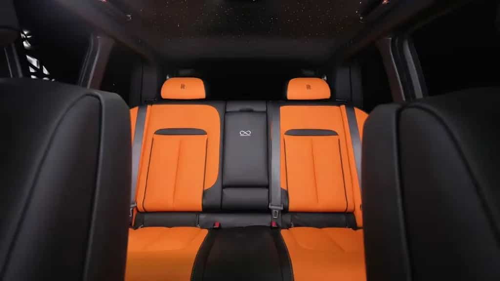 Rolls-Royce Cullinan Black Badge null-photo-12