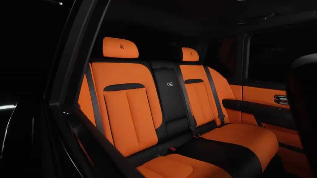 Rolls-Royce Cullinan Black Badge null-photo-14