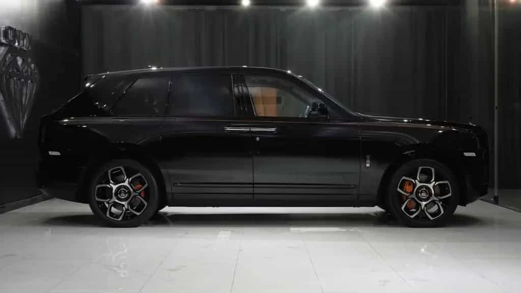 Rolls-Royce Cullinan Black Badge null-photo-7