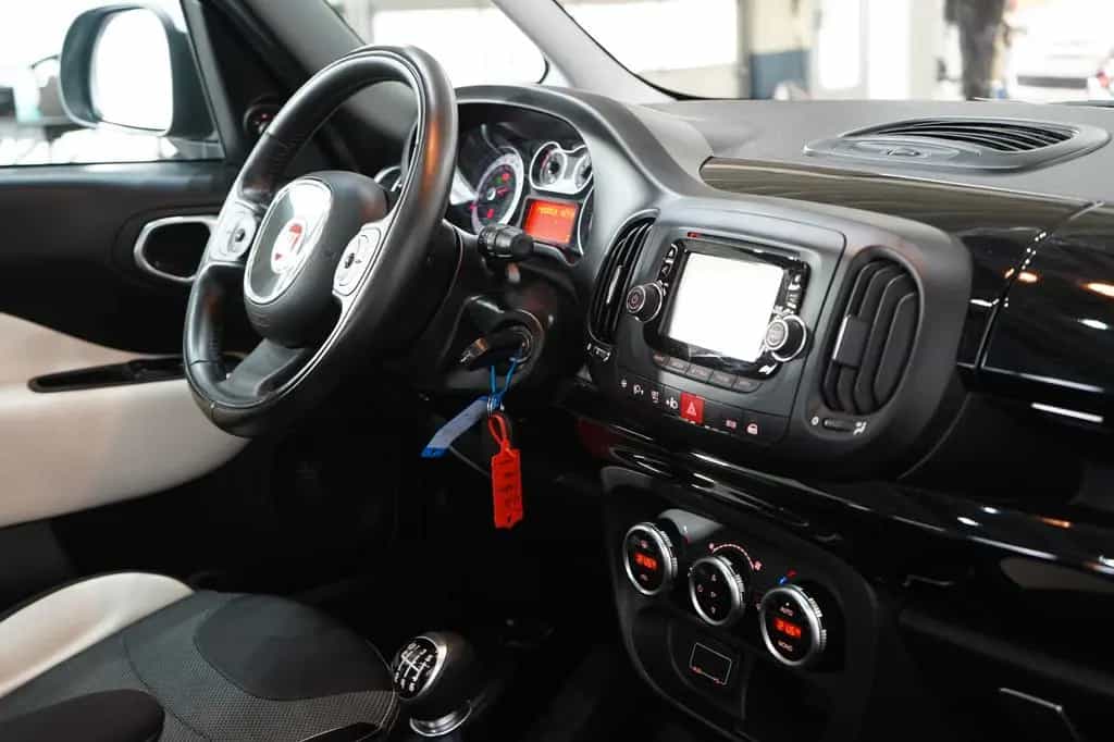 Fiat 500L Trekking 1,4*Kamera*Pano*Bluetooth*Tempomat 07/2017-photo-28