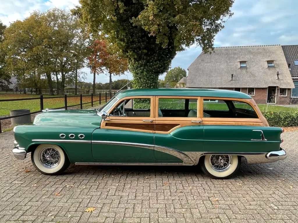 Buick Roadmaster Super Wagon "Woody" 02/1953-photo-9