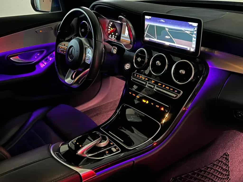 Mercedes-Benz C-Class 300 Lim. AMG-LINE/STHZ/LED/KAMERA/AMBIENTE+ 05/2019-photo-11