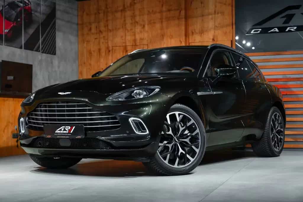 Aston Martin DBX 4.0 V8 08/2020-photo-2