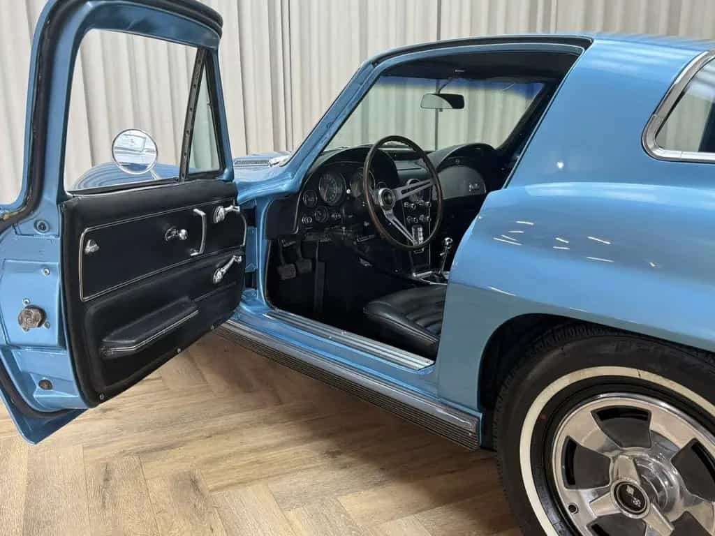 Corvette C2 Chevrolet 427 Big Block 7.0 Liter / 390 HP / 07/1966-photo-28