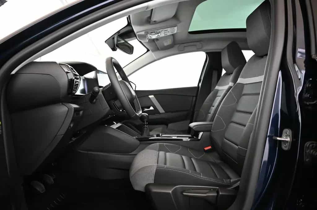 Citroën C4 1.2 PT 130 MAX LED/NAVI/SOUND-PAKET/PANO/H-UP 06/2024-photo-25