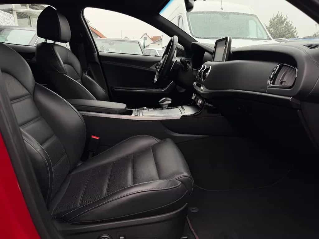 Kia Stinger GT 4WD 3.3 V6*Bi-LED*H&K*eGSD*Leder*VOLL 10/2017-photo-10