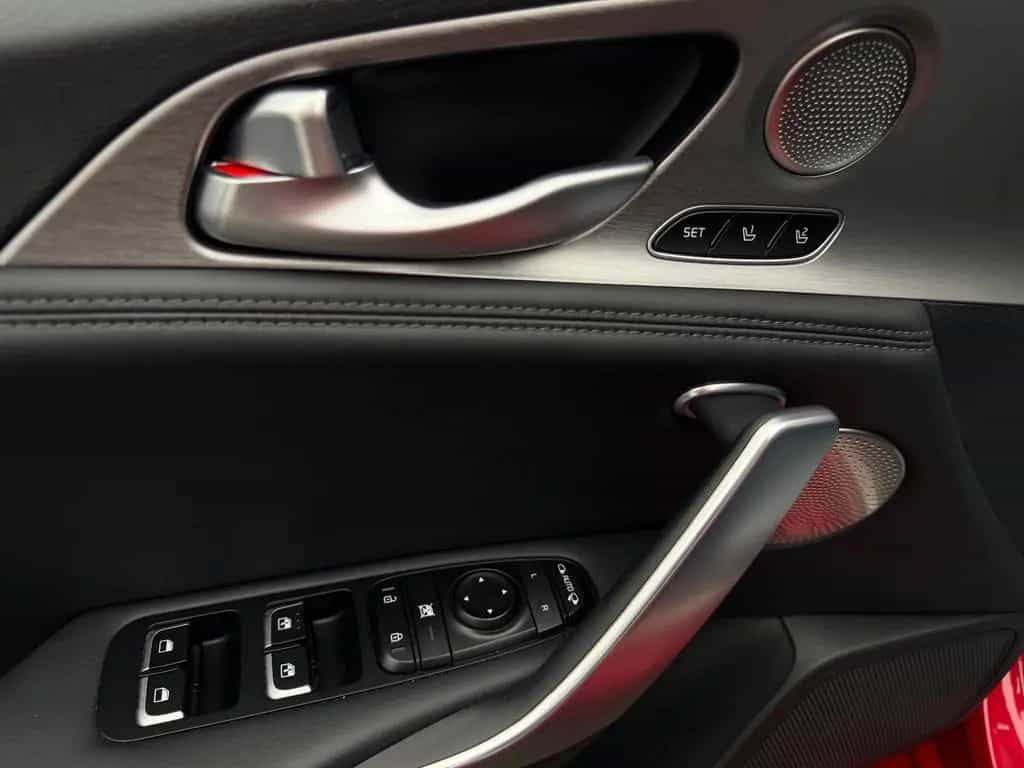 Kia Stinger GT 4WD 3.3 V6*Bi-LED*H&K*eGSD*Leder*VOLL 10/2017-photo-20