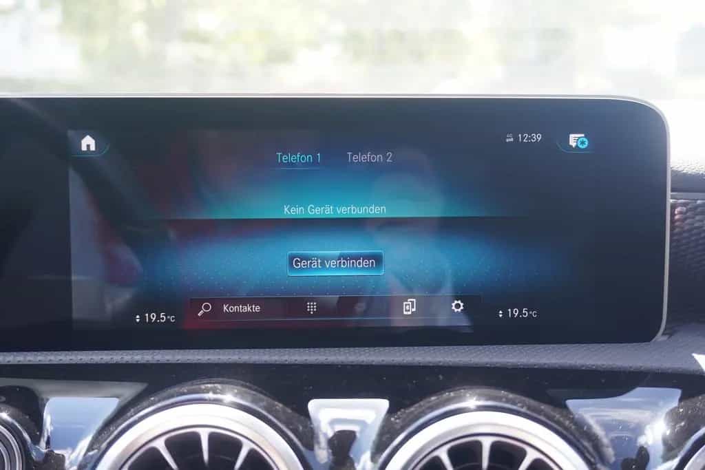 Mercedes-Benz A 180 A180 Progressive LED Navi Totwinkel Kamera Leder 07/2020-photo-12