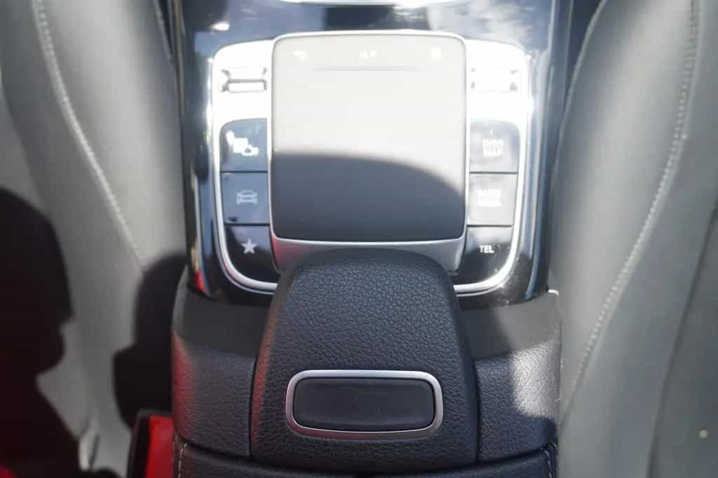 Mercedes-Benz A 180 A180 Progressive LED Navi Totwinkel Kamera Leder 07/2020-photo-26