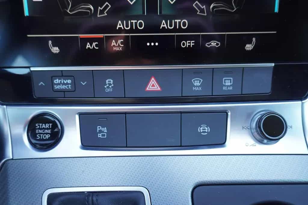 Audi A6 Avant 40 2.0 TDI design LED Navi ACC Kamera 03/2021-photo-15